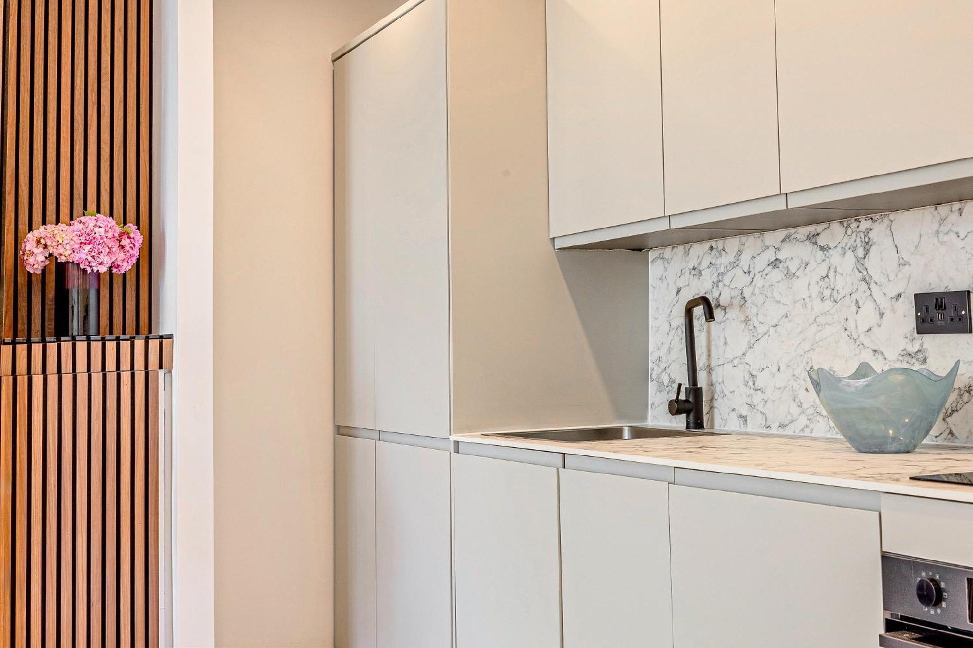 New Listing 2br Flat, 1min To Hampstead St Apartment London
