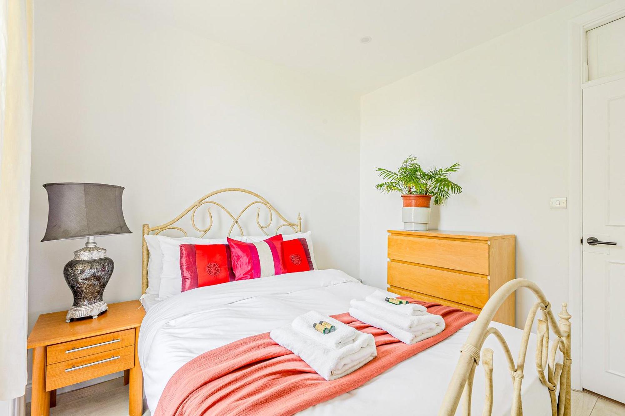 Appartamento New Listing 2br Flat, 1min To Hampstead St Londra